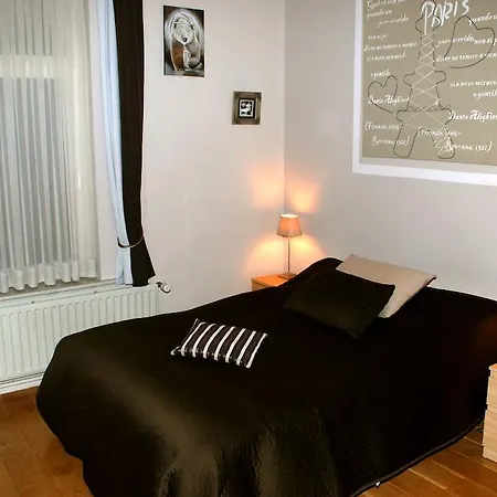 Couette-café & Golf A 3*
